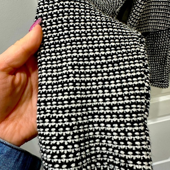 Madewell Black and White Knit Sweater - Picture 6 of 8